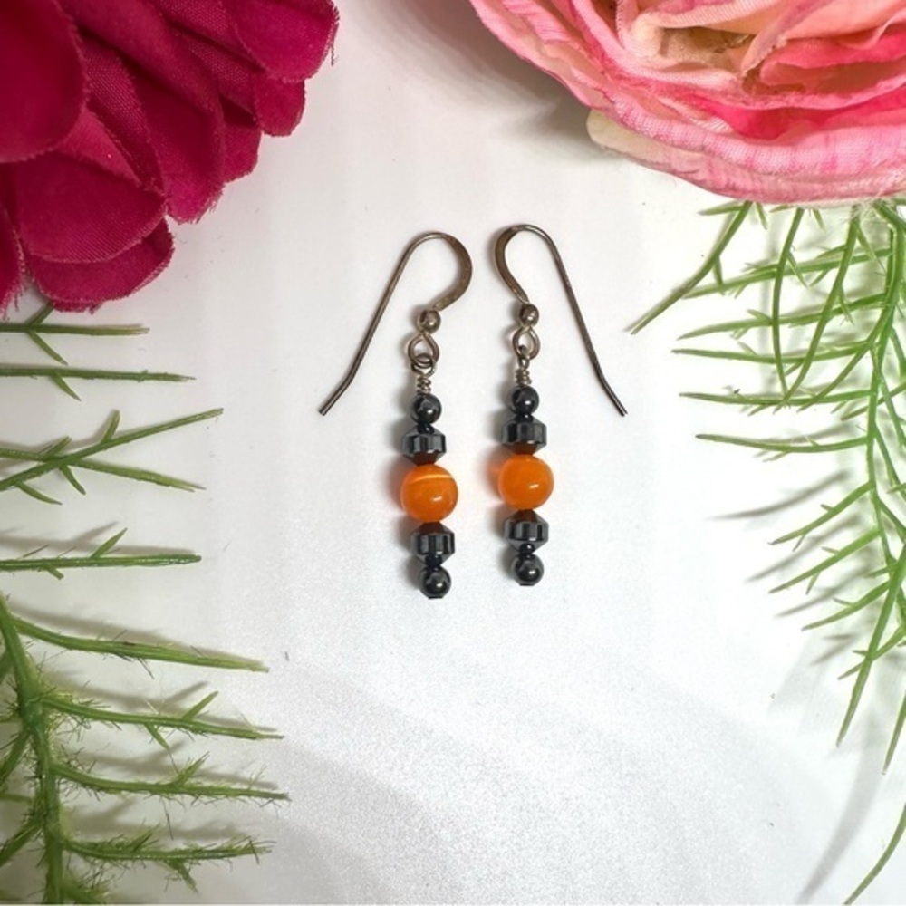 VINTAGE⚜️STERLING SILVER Hematite & Spun Glass Earrings